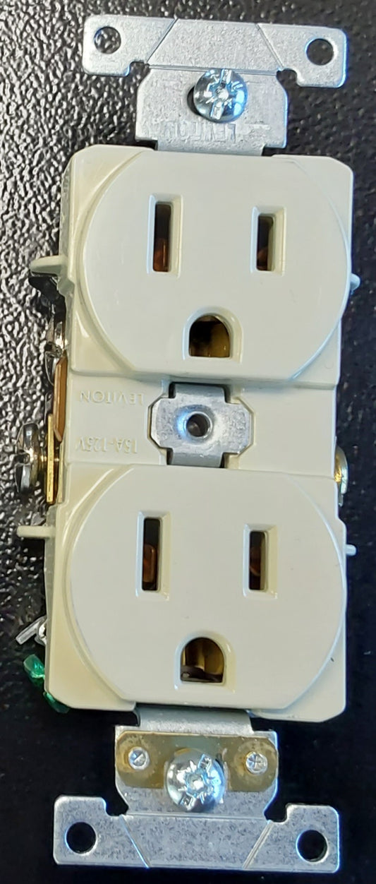 Leviton  Plus+ Pro Heavy Duty Outlet 15A-125V