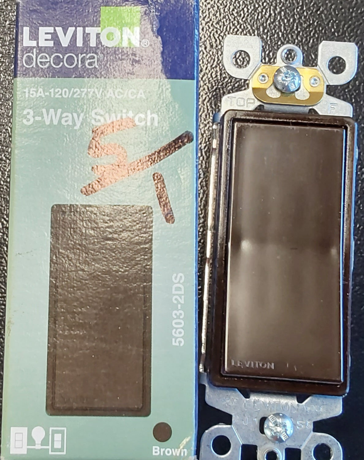 Leviton Decora 3 Way Light Switch 15A-120/277V AC/CA