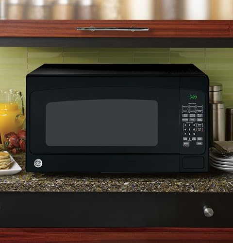 GE Microwave Oven, 1,200-watt Capacity