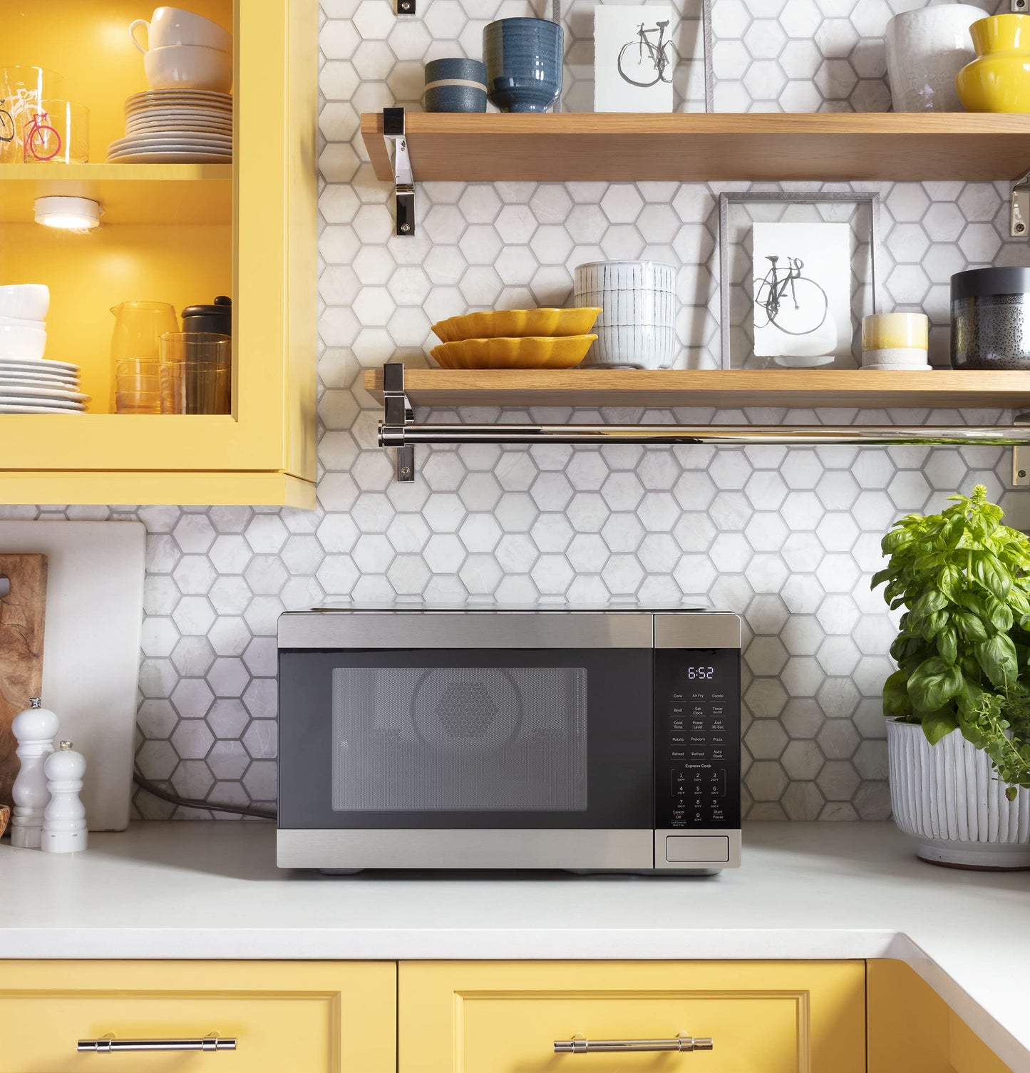 GE JES1109RRSS 1.0 Cu. Ft. Capacity Countertop Convection Microwave Oven with Air Fry, Stainless Steel